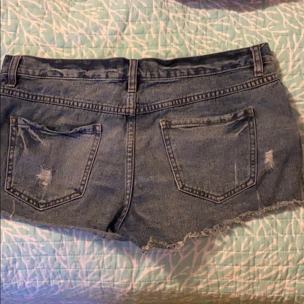 Free People jean shorts size 28